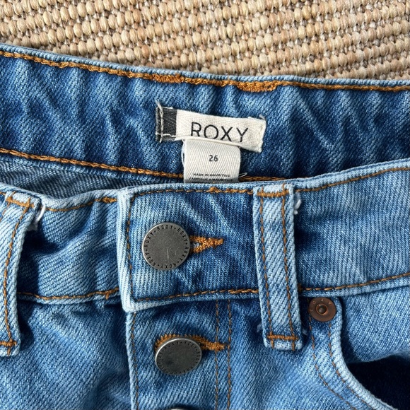 Roxy Shorts size 26 - Picture 4 of 6